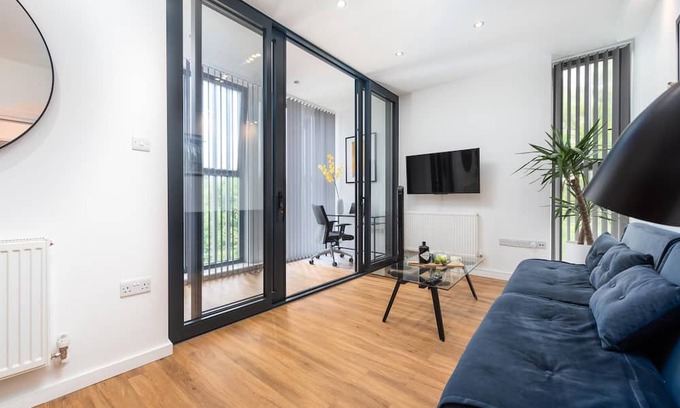 Grove Apartment | Modern Kingston Home close to Hampton Court Palace by UnderTheDoormat