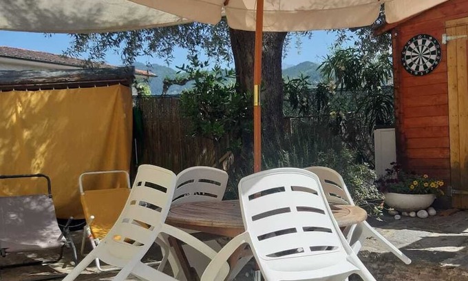 Querceta Apartment | Casa nel Verde a 4 km dal Mare, Immersa Negli Uliveti, a 3 km da Pietrasanta