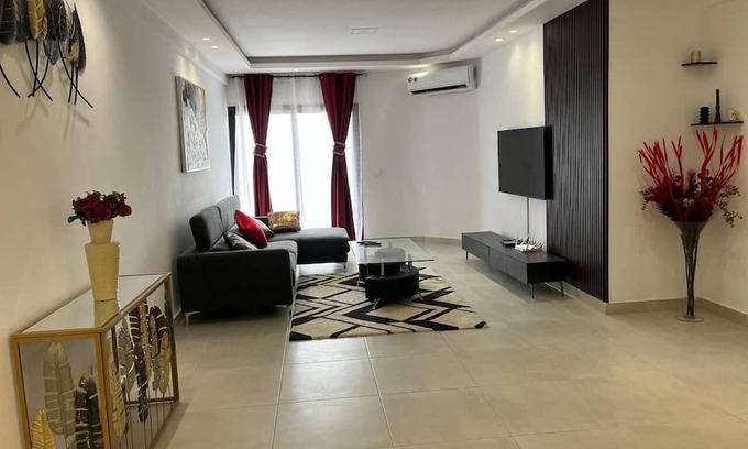 Yopougon Apartment | Tranquillité et Confort Comme à la Maison