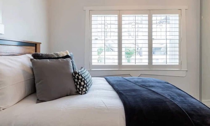 Yarraville House | Victorian Beauty 15 Minutes to heart of Melbourne City