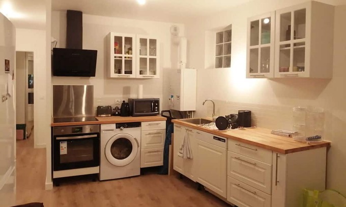 Montfermeil Apartment | Homerez - Nice apartement for 4 ppl. with balcony at Montfermeil