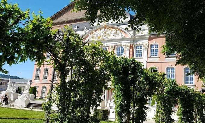 Pellingen House | "Buchenweg" Comfortable holiday residence