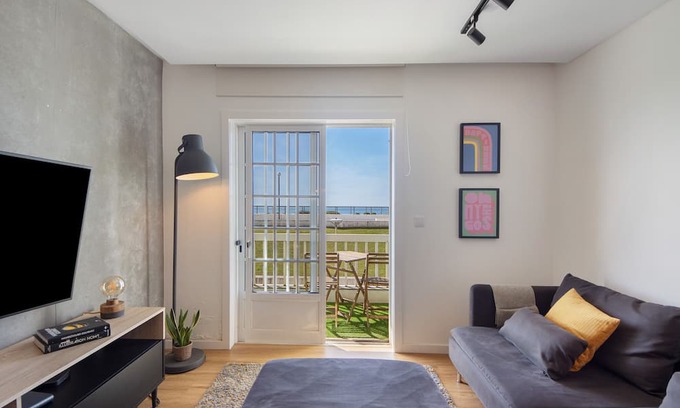 Vagos Apartment | Apartment 'Sunset At Vagueira Beach' with Sea View, Balcony and Wi-Fi