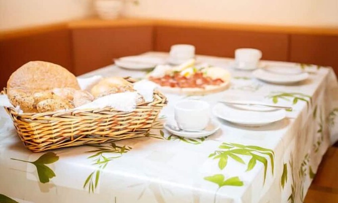 San Martino in Badia Apartment | Apartment in St.martin in thurn