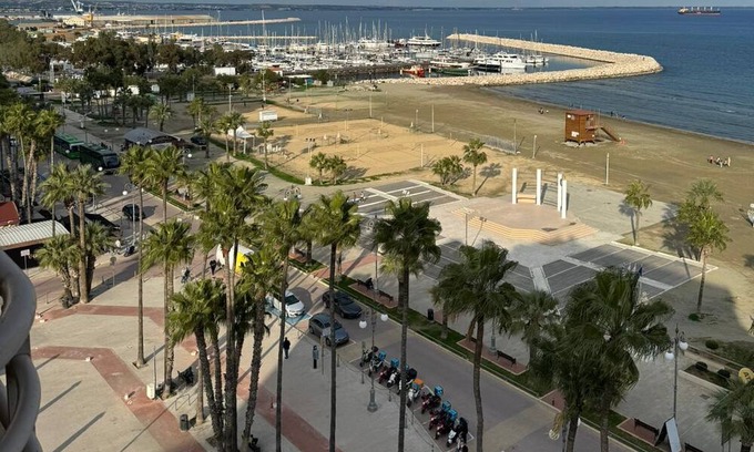 Larnaca City Centre Apartment | 11 Suites - Golden Sunrise Suite