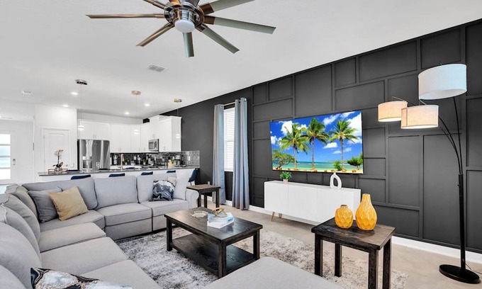 Four Corners House | New Listing! Champions Gate Resort, 10mi to Disney & 21mi to Universal - FS382041