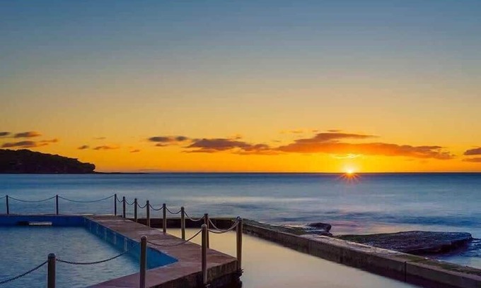 Freshwater Apartment | Vibrant Beachside Retreat - 2BR Unit in Freshwater