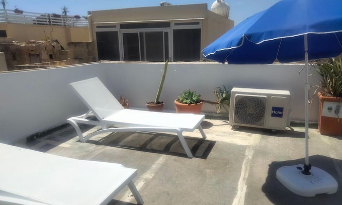 Cospicua House | Holiday house Cospicua for 1 - 4 persons with 2 bedrooms - Row house