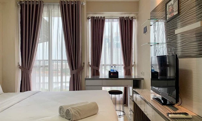 Kayu Putih Apartment | Homey And Comfort Stay Studio Room At Tifolia Apartment