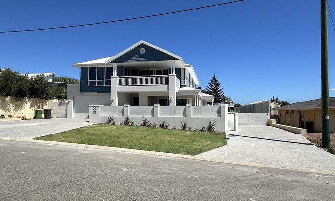 Falcon House | Stunning Falcon beachside house. 100m from dipping your toes. Pack your bag!