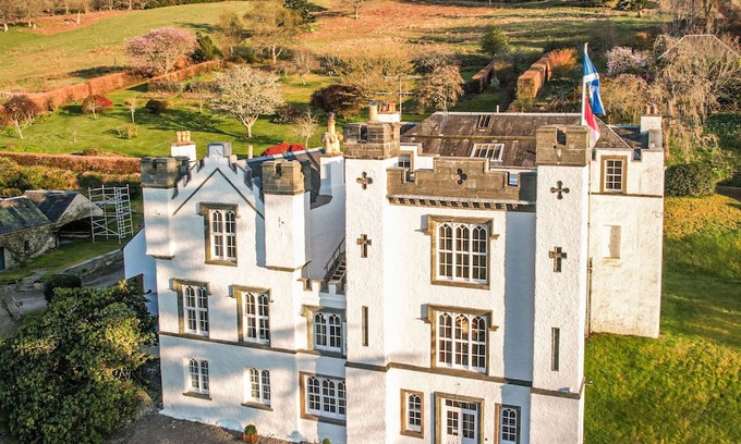 Aberfeldy Cottage | 7 bedroom accommodation in Aberfeldy
