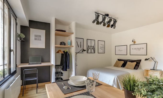 Saint Nicolas - Charles III - Ville vieille - Trois Maisons - Leopold Apartment | Studio Leopold - Quiet location in Nancy