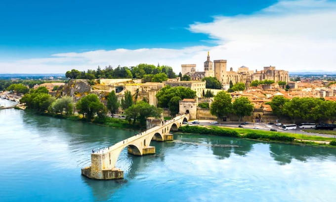 Le Pontet Apartment | Apartment 'Avignon' with Private Garden and Wi-Fi