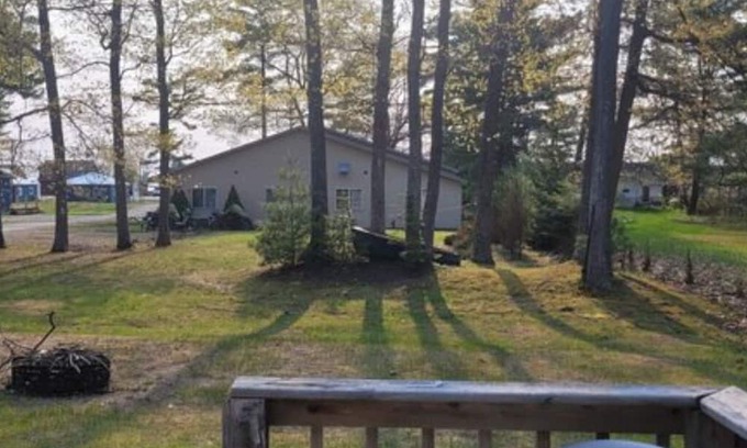 Oscoda Cabin | Bungalow #8 w/ 2 Bedrooms