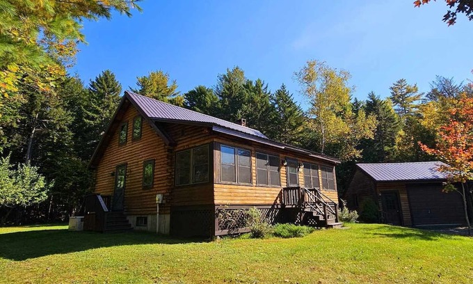 Beaver Cove Cabin | Little Moose Lodge: A Serene Lakeside Getaway for Your Ultimate Maine Retreat