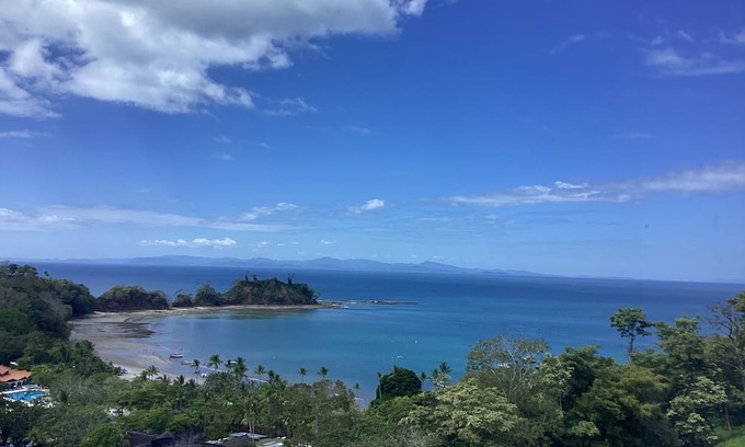 Tarcoles Apartment | 17th Floor, Beachfront, Surrounded by nature