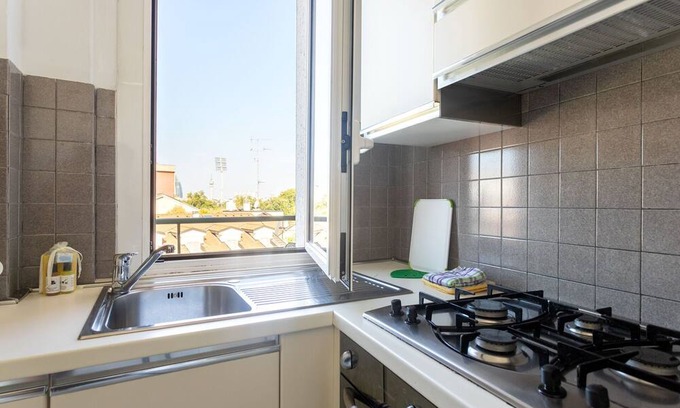 San Marco Apartment | Apartment in Milan with 2 bedrooms sleeps 4