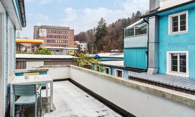 Dietikon District Apartment | Your Personal Retreat in a Shared Setting