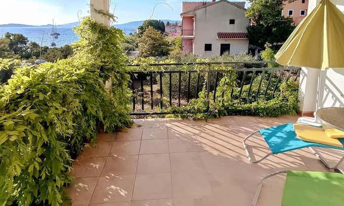 Prvic Luka House | House Island Vibes (95881-K1) - Prvic Sepurine