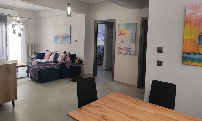 Volos City Centre Apartment | Modern appartment, perfect for couples & families. Enhanced Security features!