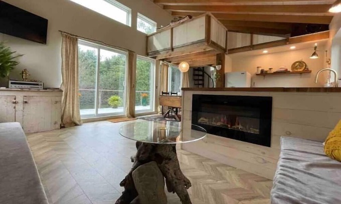 Huntington House | Lofty Dreams