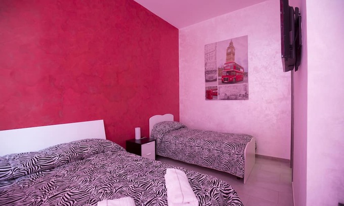 Vasto Apartment | Double or Triple Room-Center of Naples