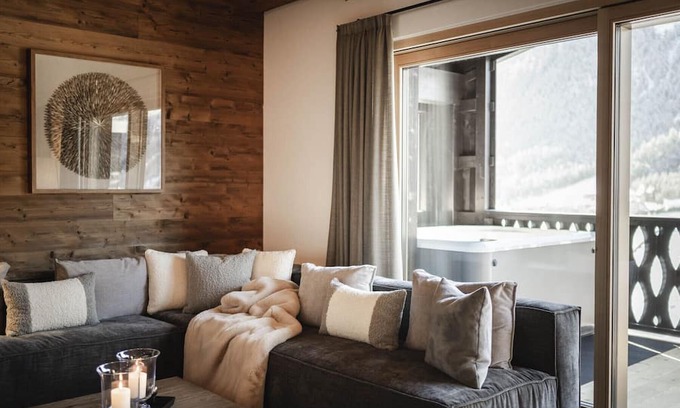 Mareo Apartment | Apartment 'Terre71 Penthouse Attico Incanto' with Mountain View, Private Terrace and Wi-Fi