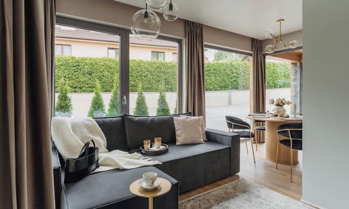 Zakopane Apartment | Apartment with Balcony and Mountain View