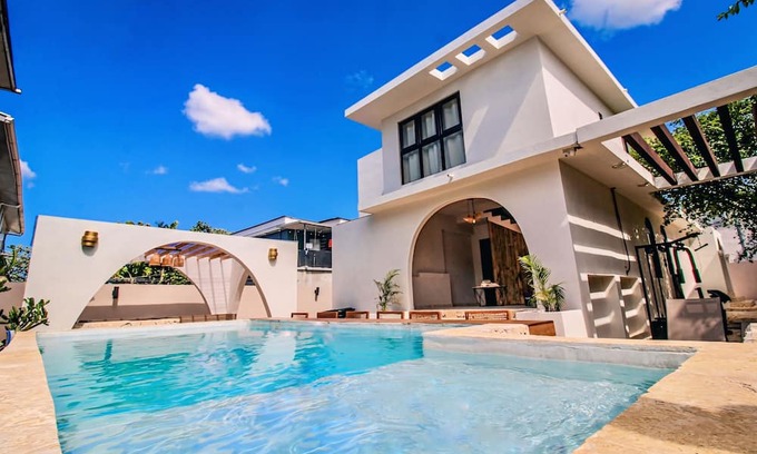 Carcel House | Unique Villa in Downtown Mayaguez
