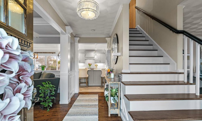 Newport East House | Coastal Middletown, RI home. Minutes to Newport. Heated, salt water pool.