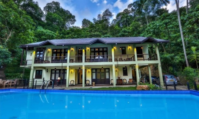 Gankewala Villa | Private Lakefront villa with pool in Digana Kandy