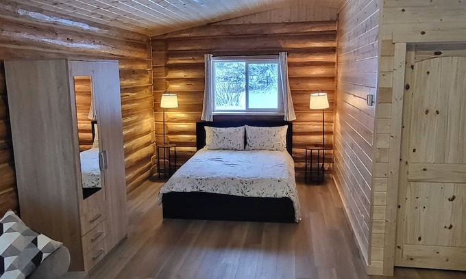 Division No. 9 Cabin | Haworth Cabin - Rustic Retreat with Modern Comforts!