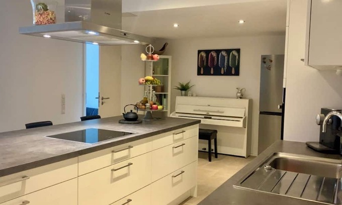 Region Hannover District Condo | Guest apartment in Burgwedel City, for business and family, 6 persons