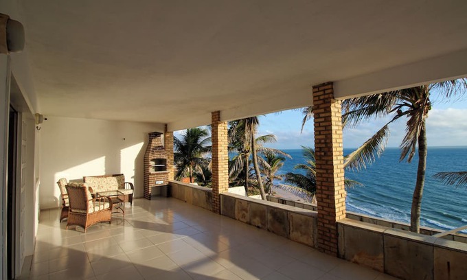 Canoa Quebrada House | Oceanfront House with Stunning Views – Steps from Broadway