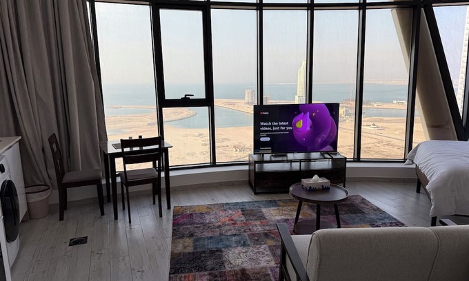 Block 428 Apartment | Panoramic Sea View On 27th Floor