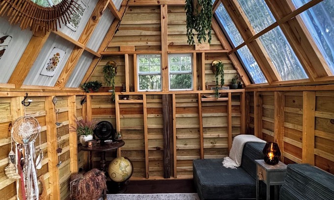 Reddick Cabin | Grass Campers whimsical 1 room Glamping Forest Hideaway Sugar Shanty near WEC