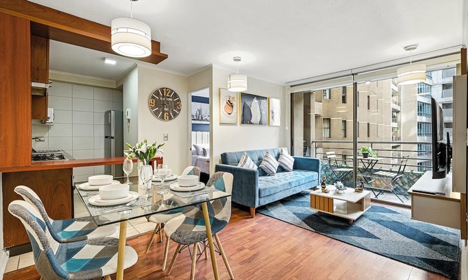 Lastarria Apartment | Tourist neighborhood 1 block from the subway