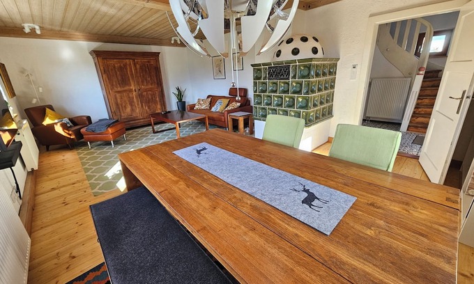 Penzberg House | Charming country house with garden - near the Alps and lakes