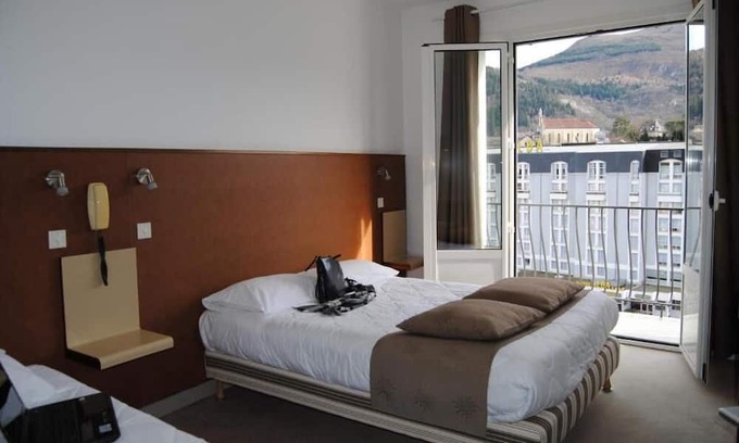 Lourdes Hotel | Cozy Unit for a Relaxing and Unforgettable Trip! Near Prime Attractions!