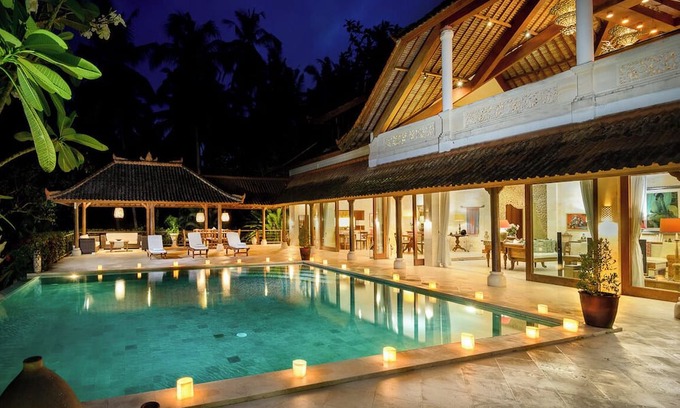 Suraberata Villa | Four Bedroom Villa with Pool & Tropical Garden near Balian