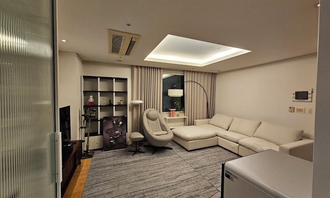 Gangnam Apartment | 강남 고급 아파트 2베드룸 도곡역 3분 깔끔한 풀옵션