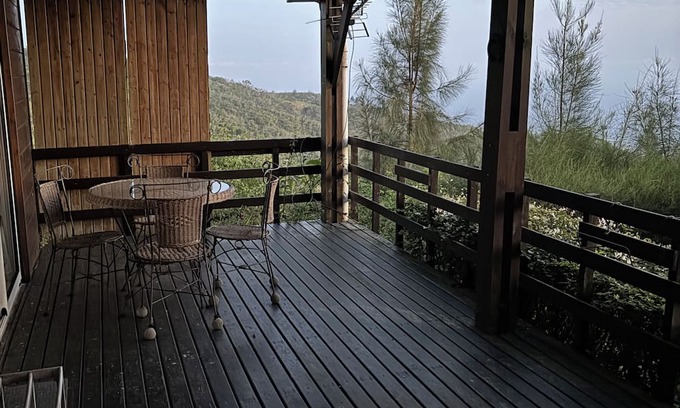 Les Avirons Ski Chalet | Le NID chalet classė 3* between sea and mountains