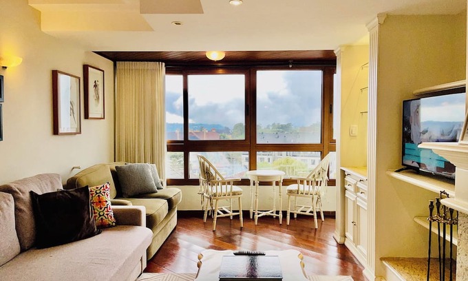 Planalto Apartment | Apartment 50m from Rua Torta, overlooking Av Borges de Medeiros