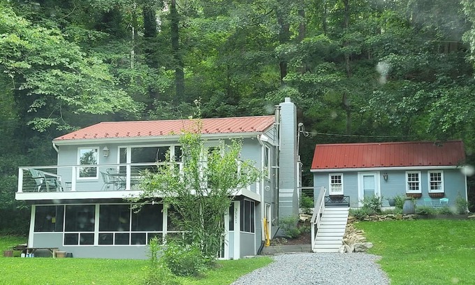 Shepherdstown House | The River House: Charming 2-bedroom home on riverfront in Shepherdstown