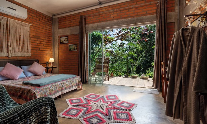 Chapada dos Guimaraes Cottage | Cozy cottage with woodland and fire pit in Chapada dos Guimarães