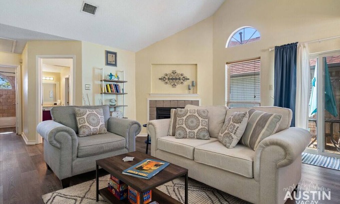 Wells Branch Apartment | Cozy North Austin Home | Pet-Friendly | Grill | Close to Shopping & Trails