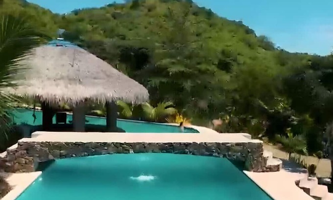 Puerto Lopez Villa | Nature Escape Villa | Pool, Jacuzzis & Pet-Friendly Stay