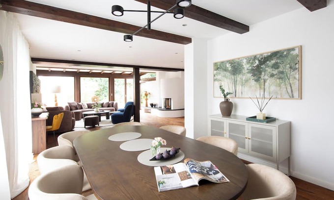 Munchen District Apartment | Large designer apartment with terrace near Munich