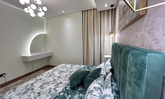 Al Hoora Apartment | Luxury apartment with amazing sea view in Manama close to landmarks.