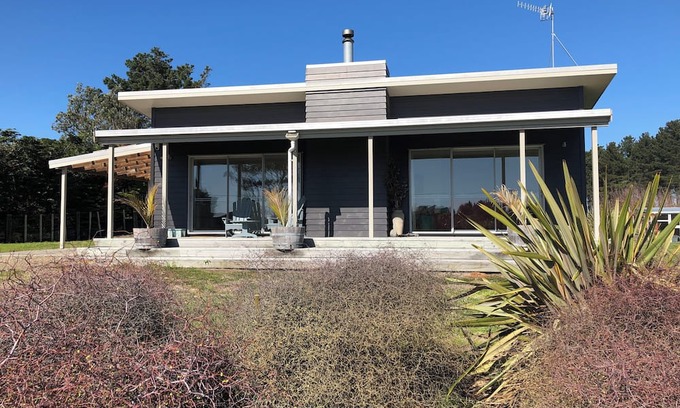Foxton Beach Apartment | Ready for a cosy stay at the Beach?